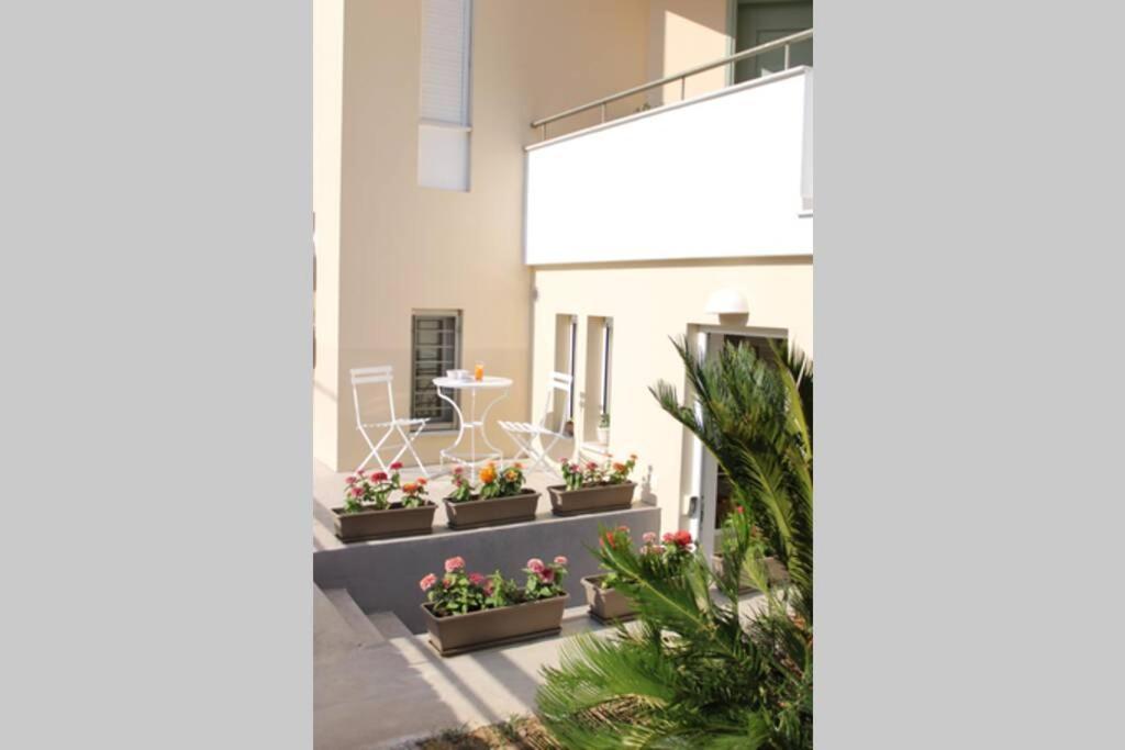 Aretis St Apartment นาฟปลิโอ ภายนอก รูปภาพ